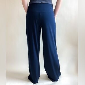 SPANX Go With The Flow Wide Leg Lined Pull On Stretch Dress Pants Sz Large Navy